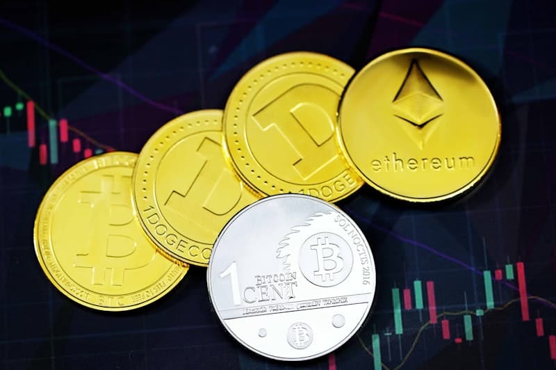 When to Dollar‑Cost Average vs Go All‑In: A Crypto Trading Strategy Playbook